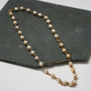 1970s Pretty Vintage Sarah Coventry Caged Faux Pearl Bead Necklace 17"